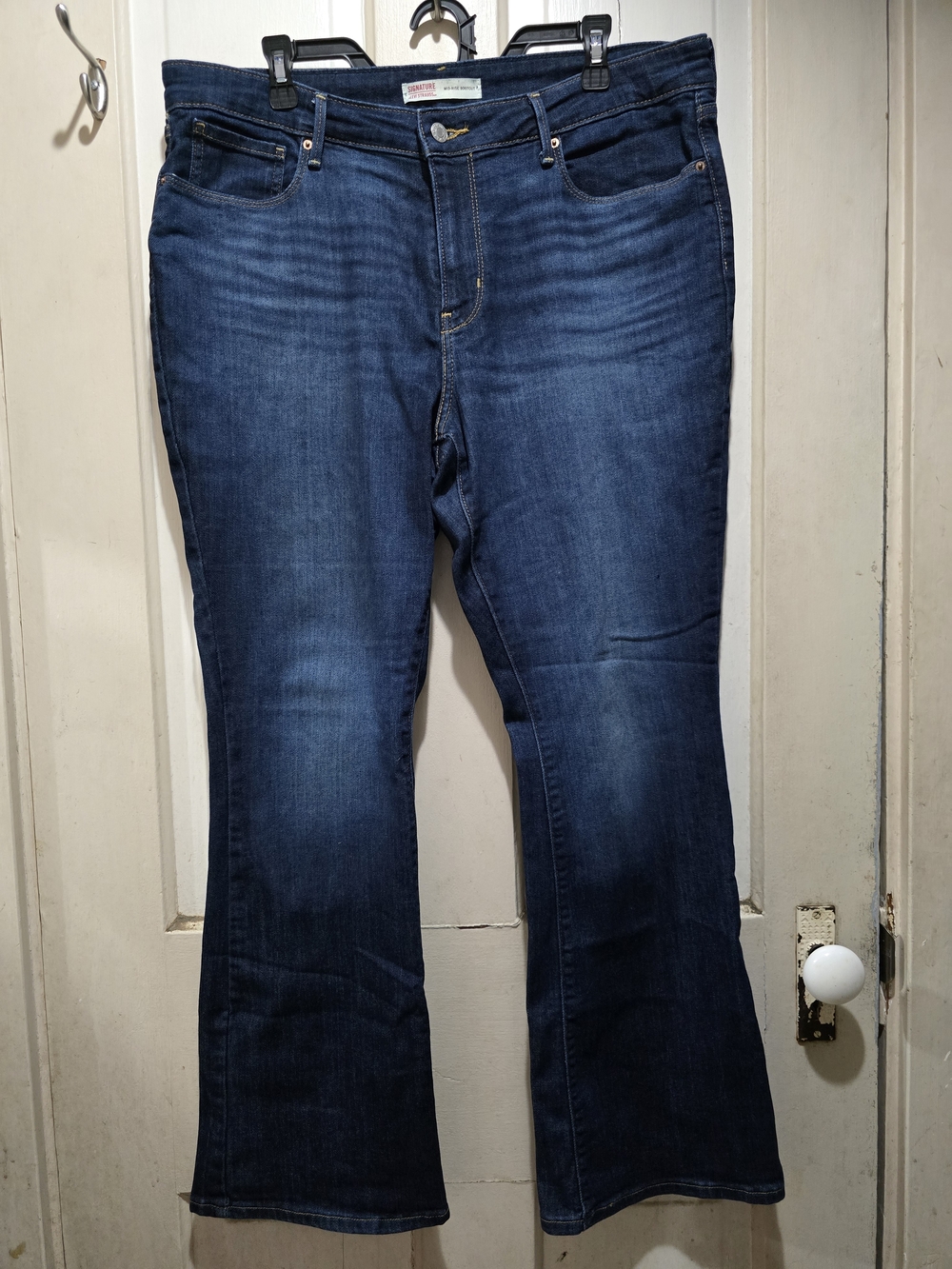 Signature by Levi Strauss Indigo Flare Jeans